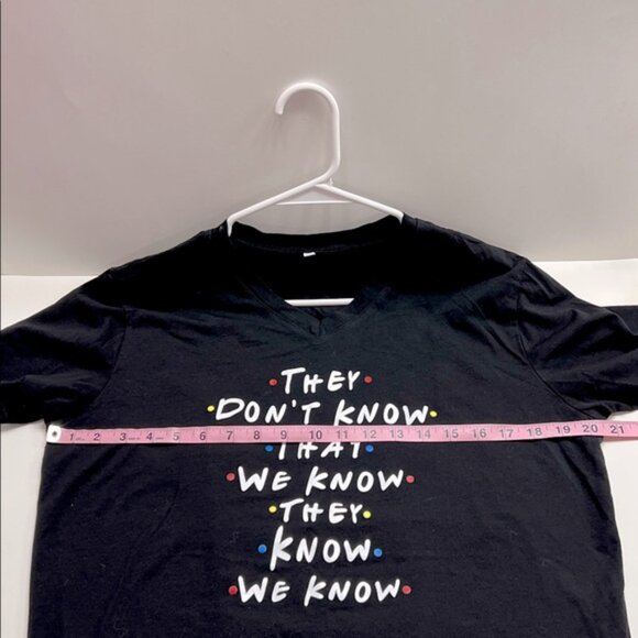 Friends T-Shirt - Picture 5 of 5